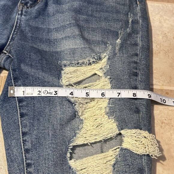 Judy Blue Straight Fit Jeans Distressed Medium Wash Stretch Size 13/31 - Picture 5 of 15